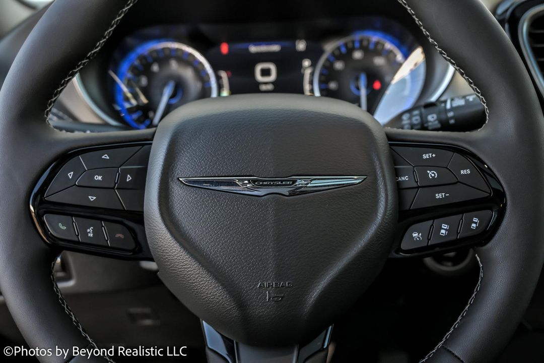 2025 Chrysler Pacifica