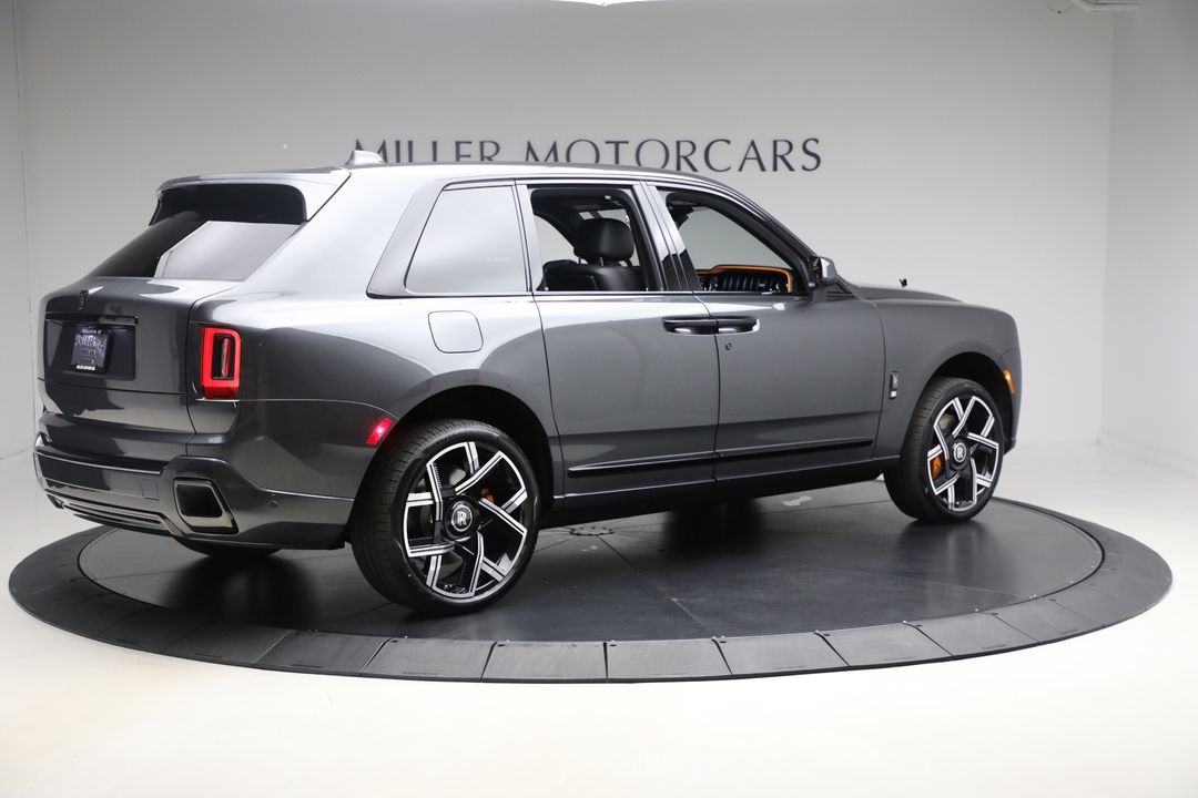 2026 Rolls-Royce Black Badge Cullinan