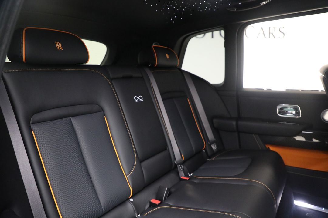 2026 Rolls-Royce Black Badge Cullinan