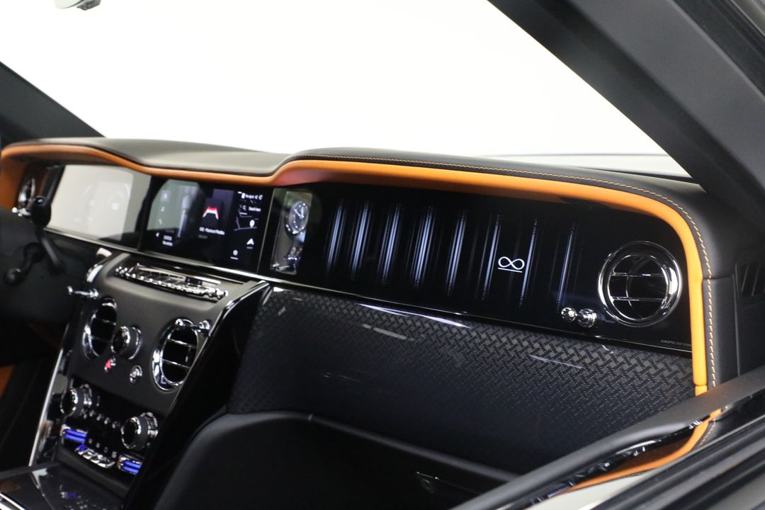 2026 Rolls-Royce Black Badge Cullinan