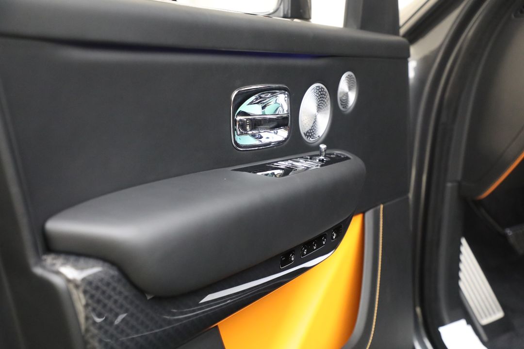 2026 Rolls-Royce Black Badge Cullinan