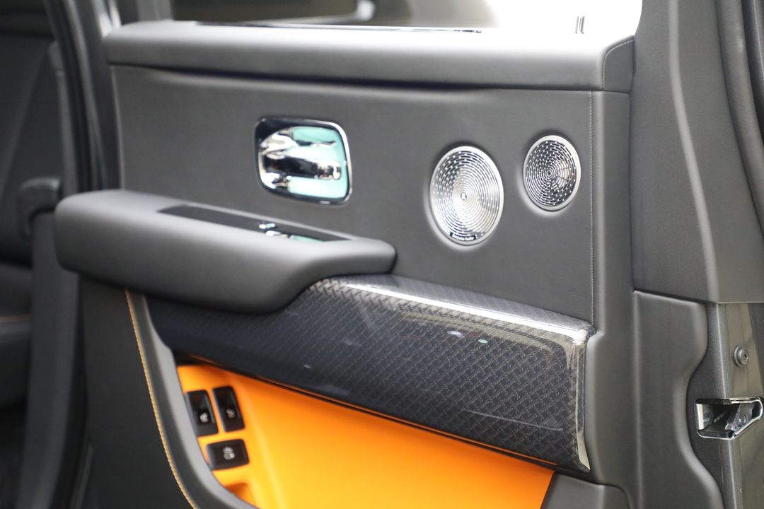 2026 Rolls-Royce Black Badge Cullinan