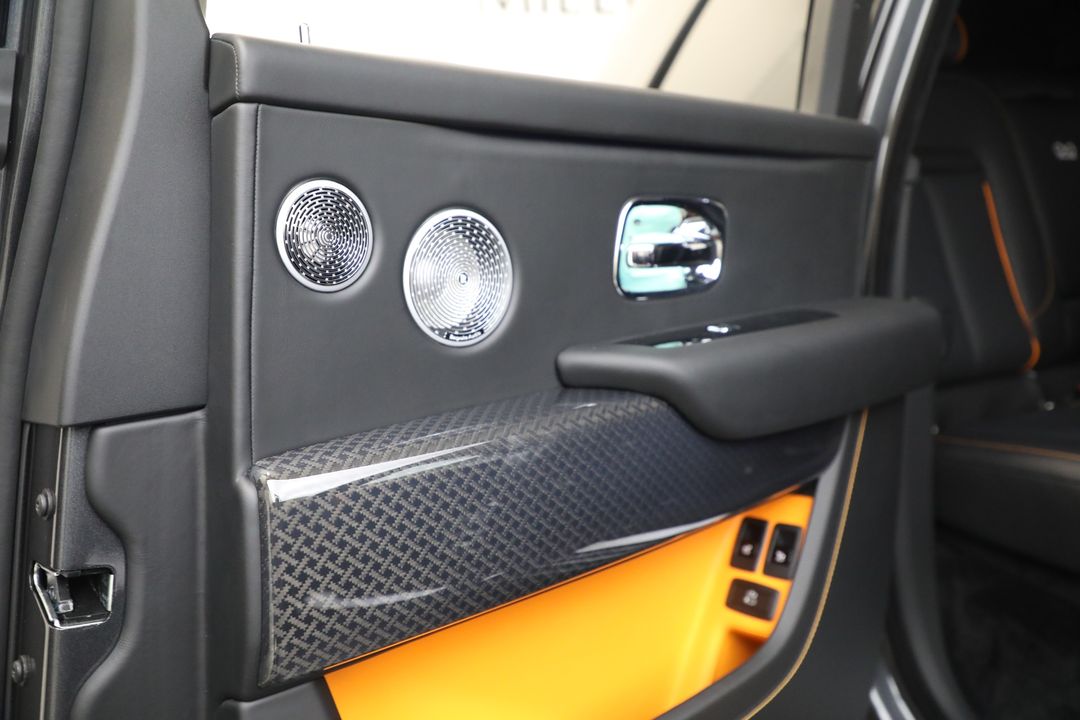 2026 Rolls-Royce Black Badge Cullinan