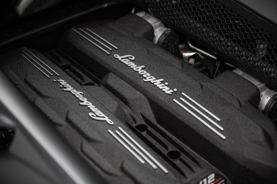 2024 Lamborghini Revuelto