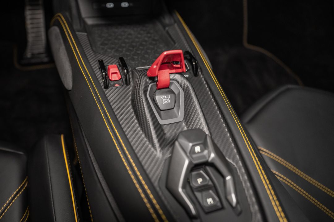 2024 Lamborghini Revuelto