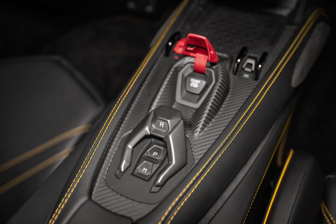 2024 Lamborghini Revuelto