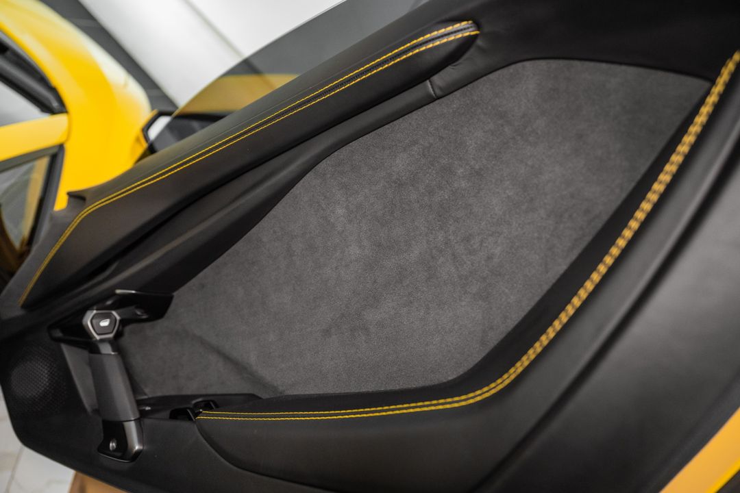 2024 Lamborghini Revuelto