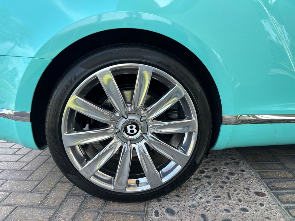 2015 Bentley Continental