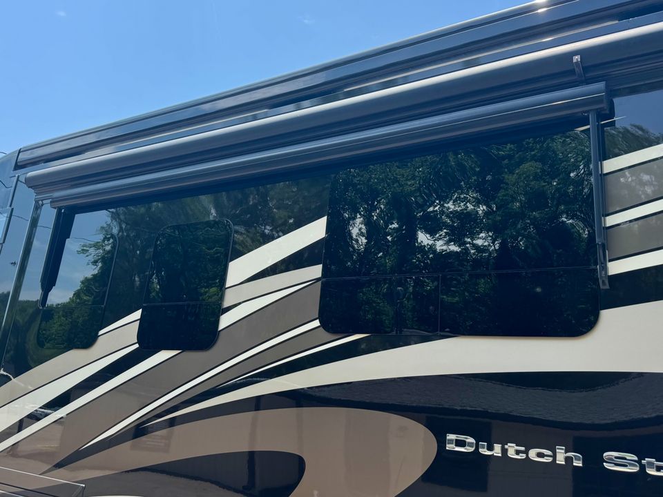 2019 Newmar Dutch Star 4018