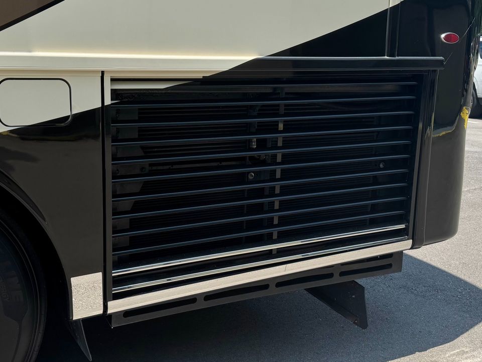 2019 Newmar Dutch Star 4018