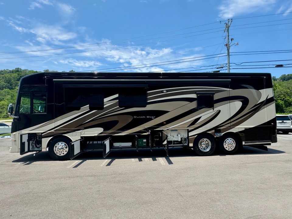 2019 Newmar Dutch Star 4018