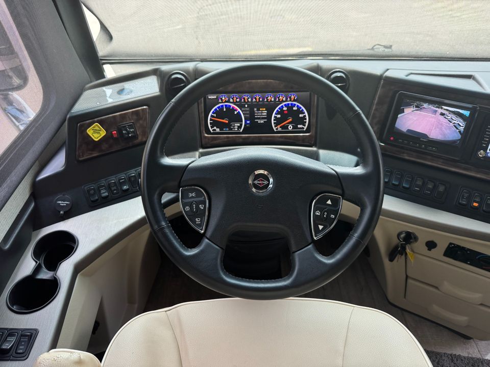 2019 Newmar Dutch Star 4018