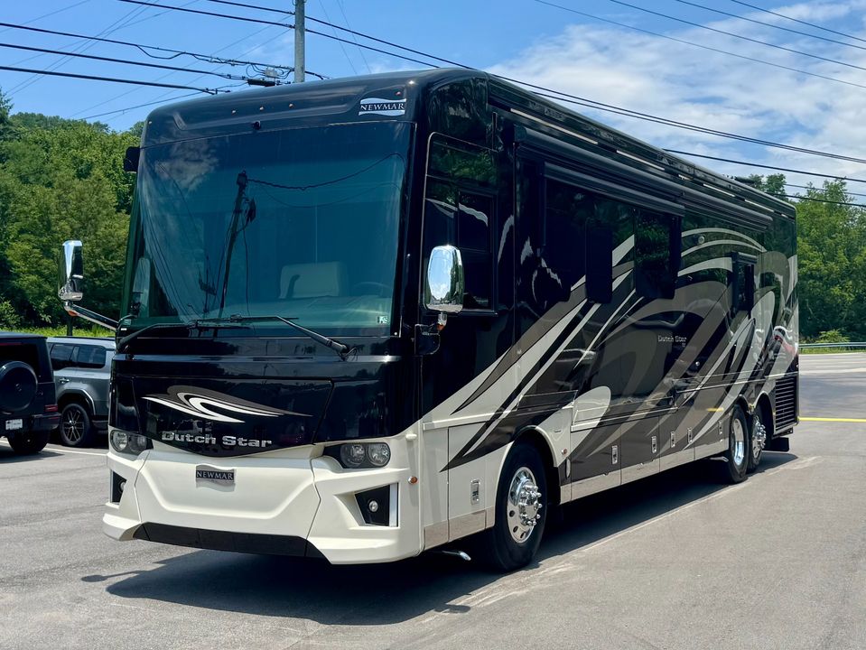 2019 Newmar Dutch Star 4018