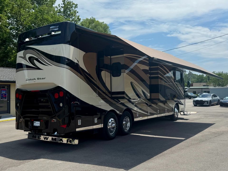 2019 Newmar Dutch Star 4018