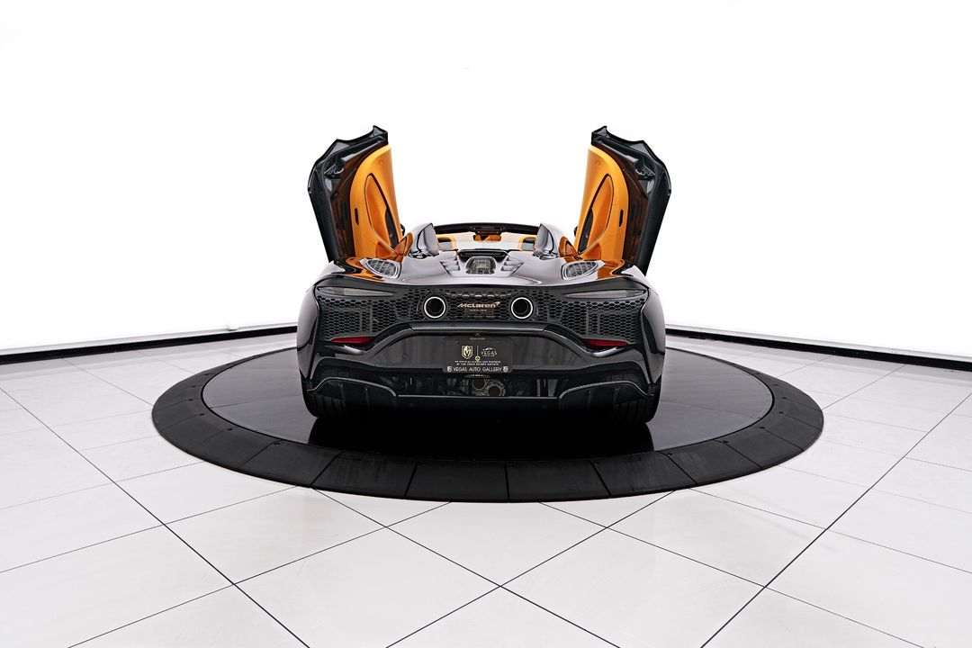 2025 McLaren Artura