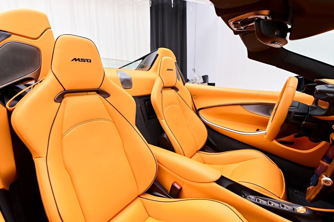 2025 McLaren Artura
