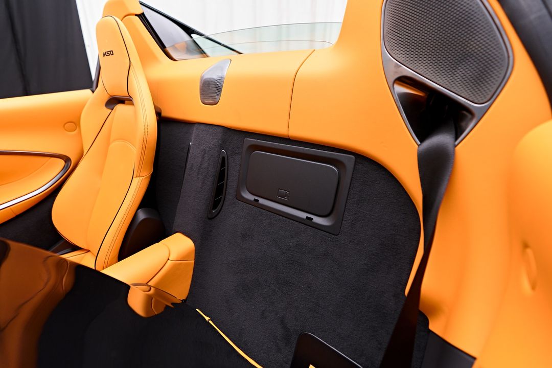 2025 McLaren Artura
