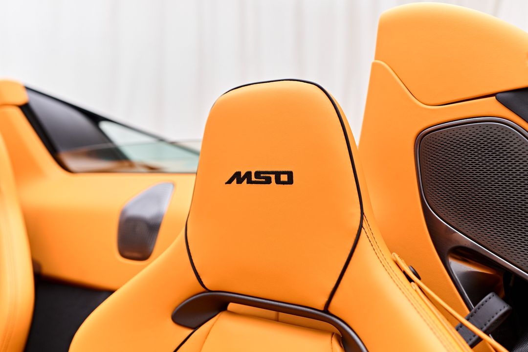 2025 McLaren Artura