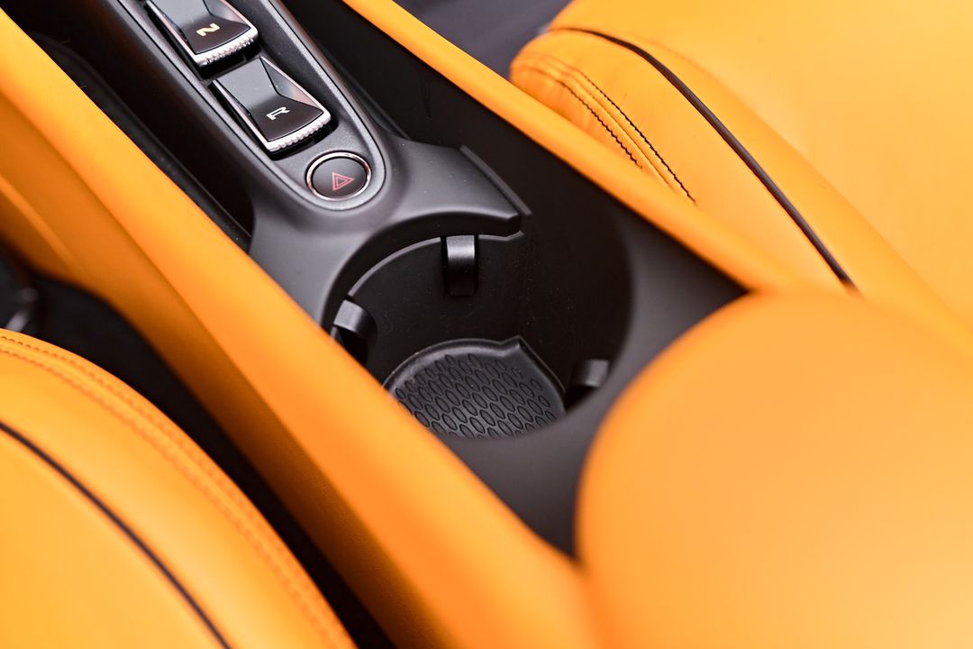 2025 McLaren Artura