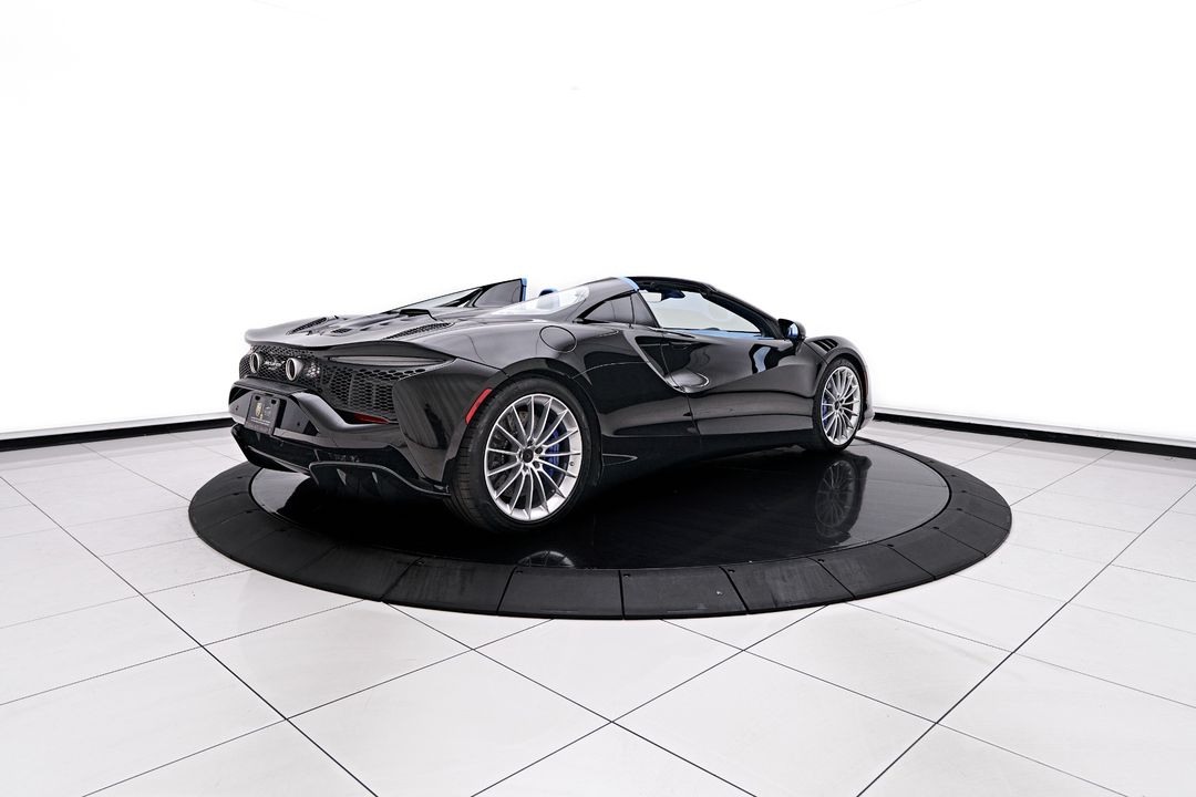 2025 McLaren Artura