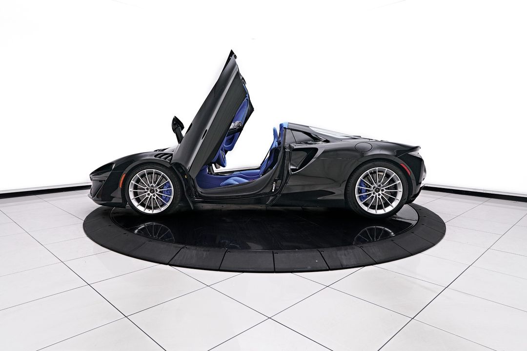 2025 McLaren Artura