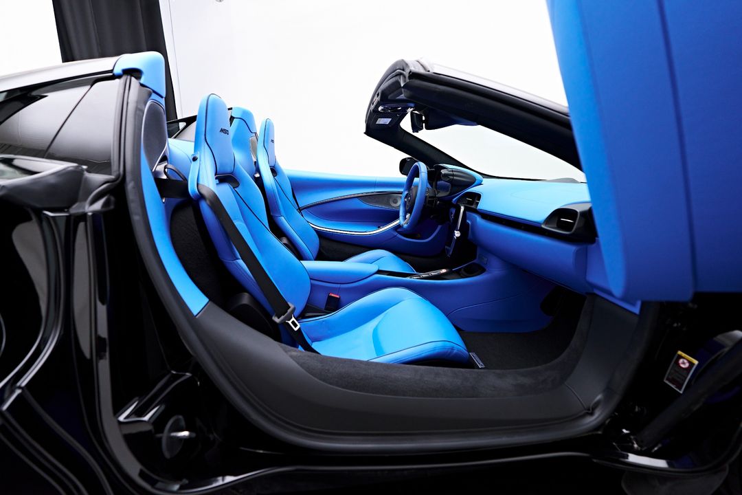 2025 McLaren Artura