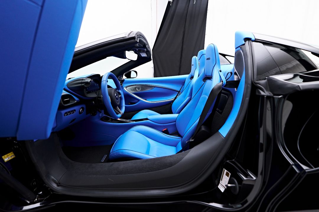 2025 McLaren Artura