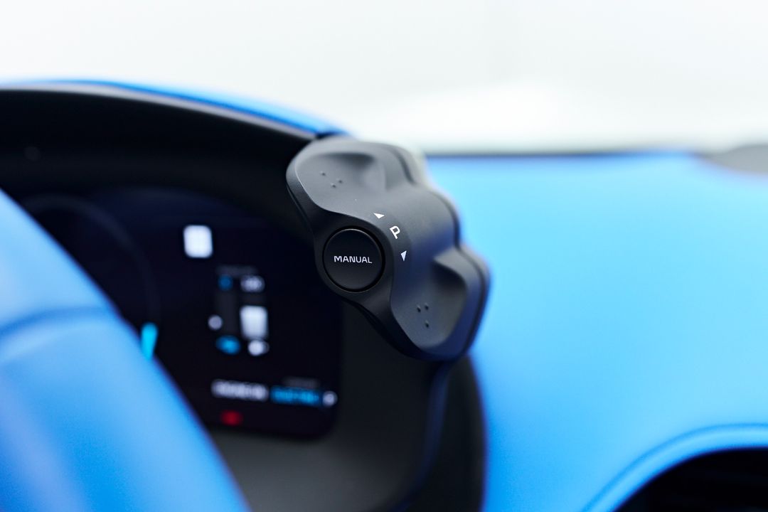 2025 McLaren Artura