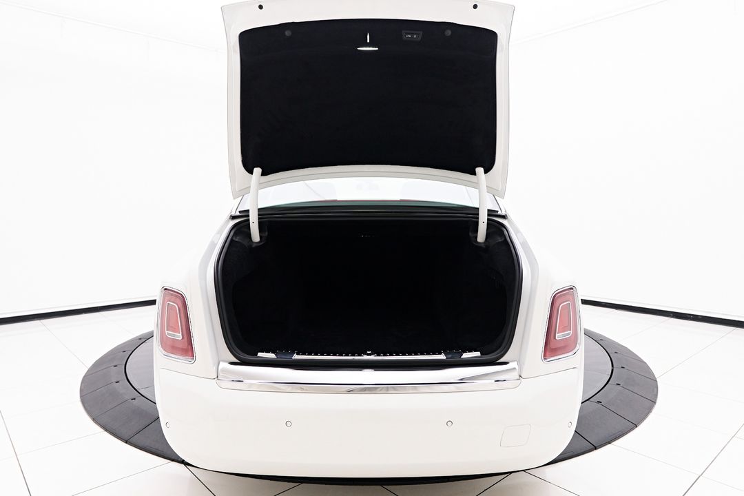 2025 Rolls-Royce Phantom