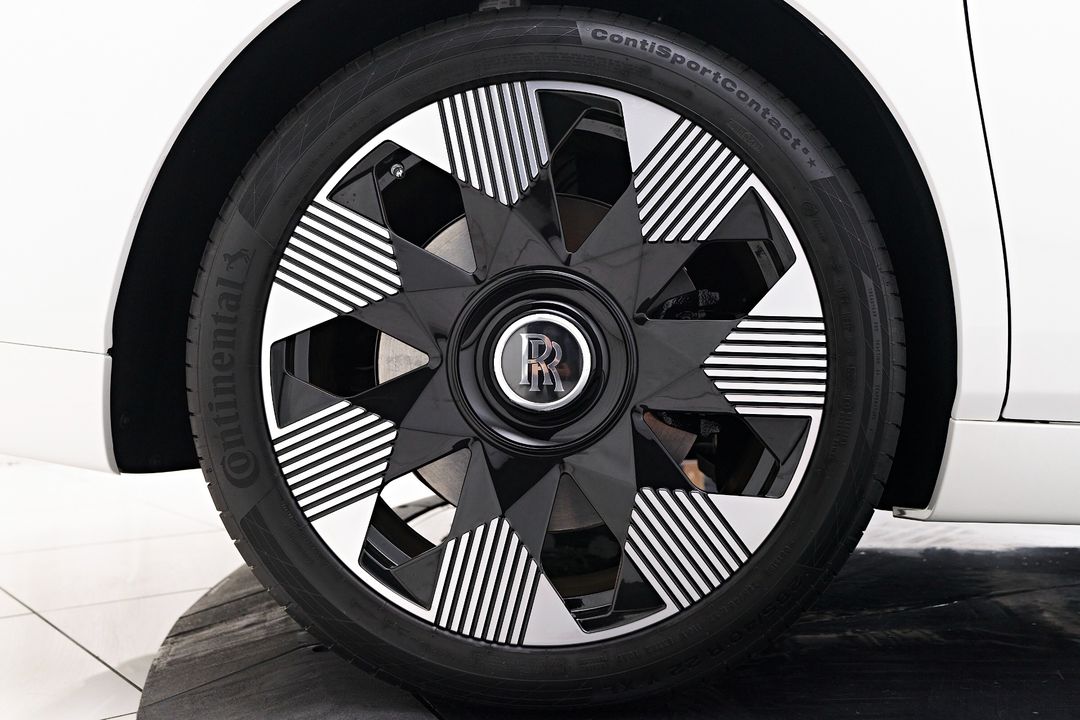 2025 Rolls-Royce Phantom