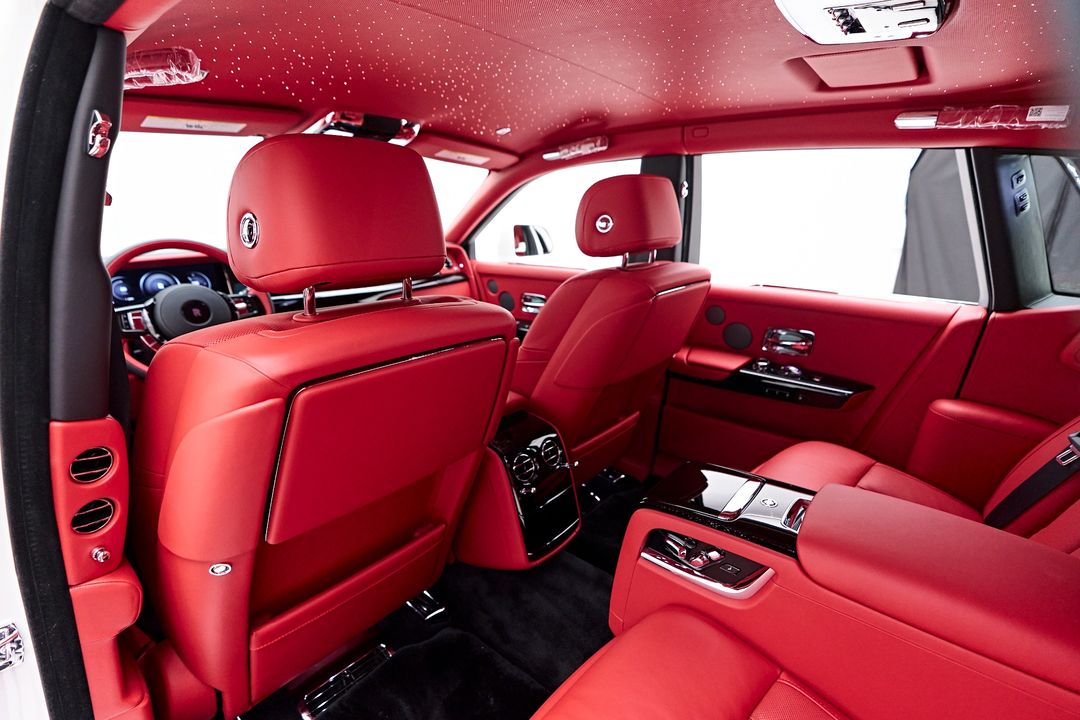2025 Rolls-Royce Phantom