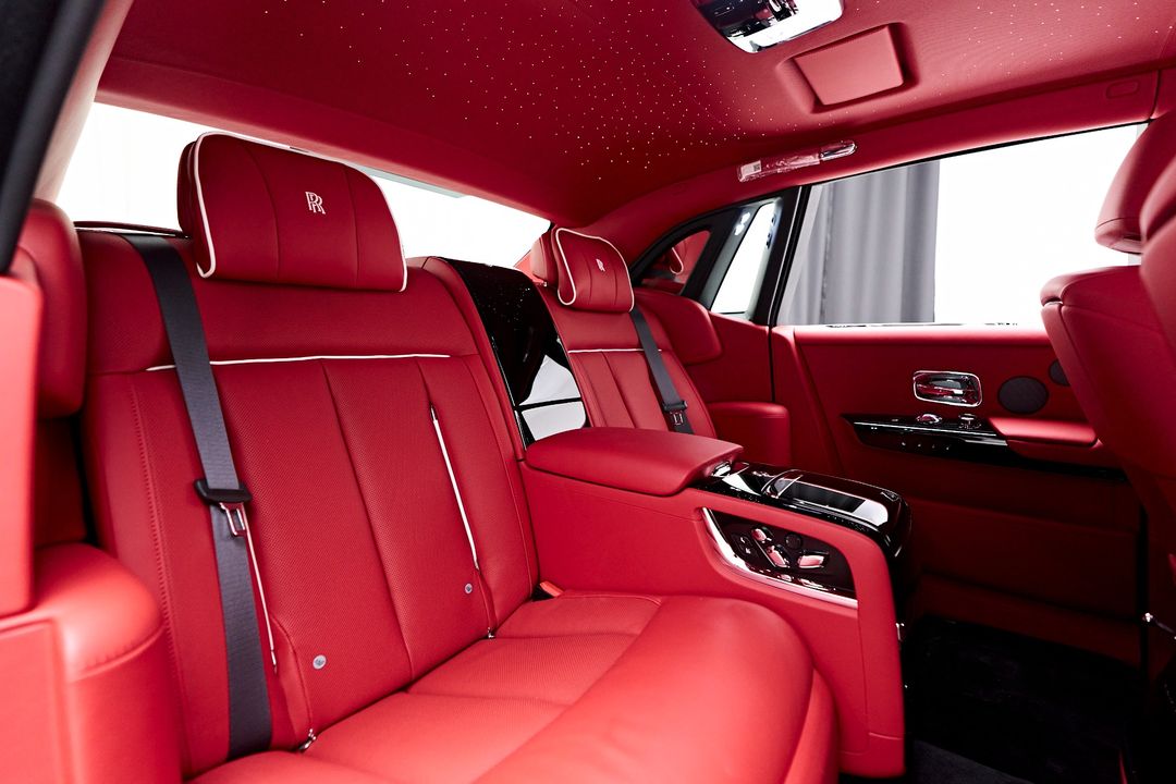 2025 Rolls-Royce Phantom