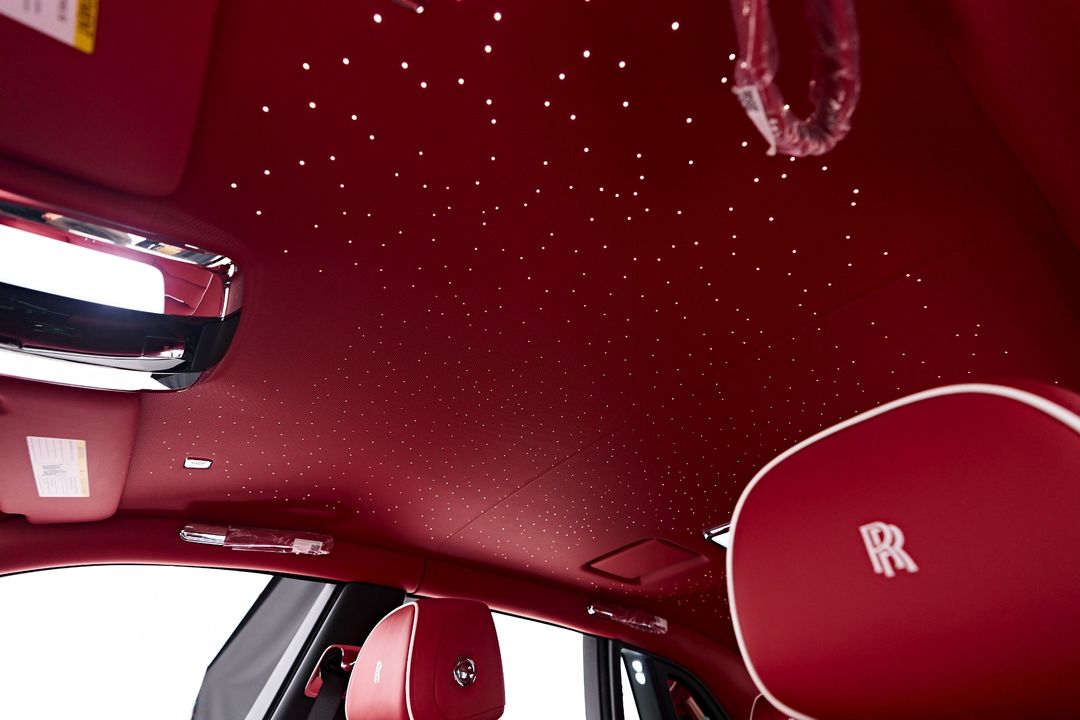 2025 Rolls-Royce Phantom