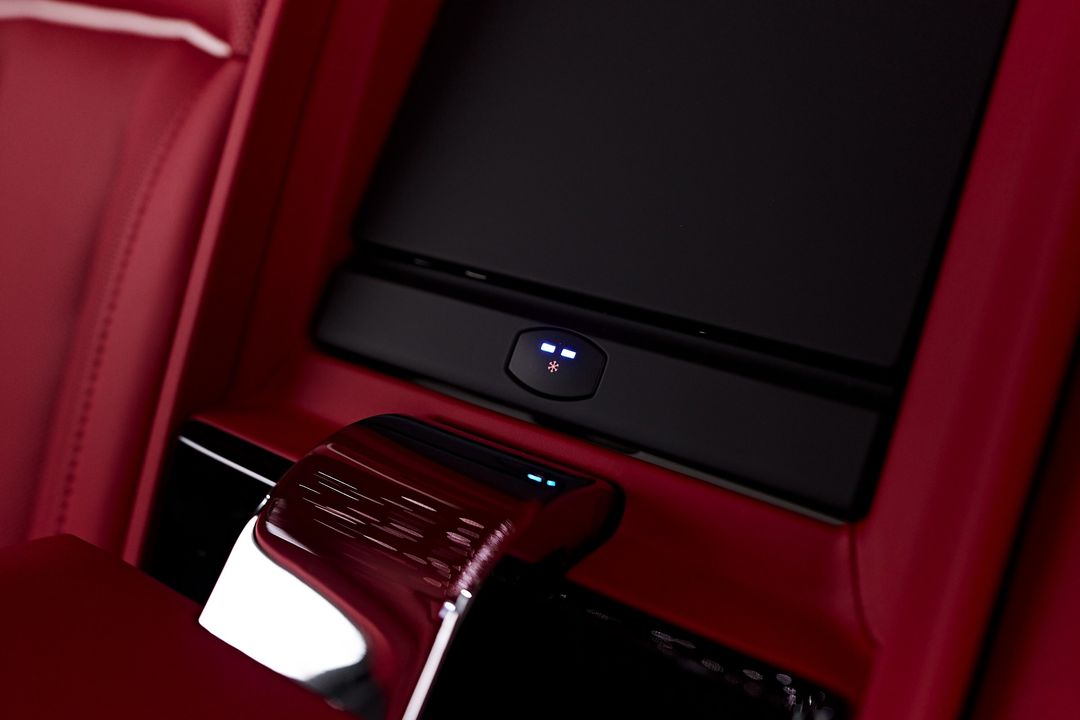 2025 Rolls-Royce Phantom