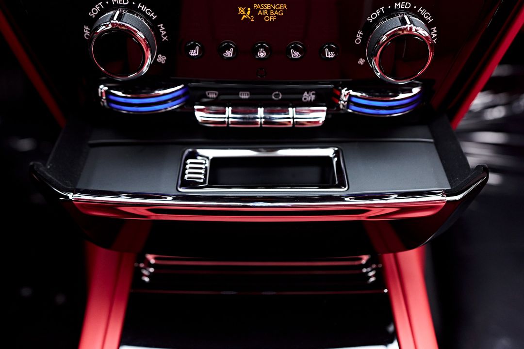 2025 Rolls-Royce Phantom
