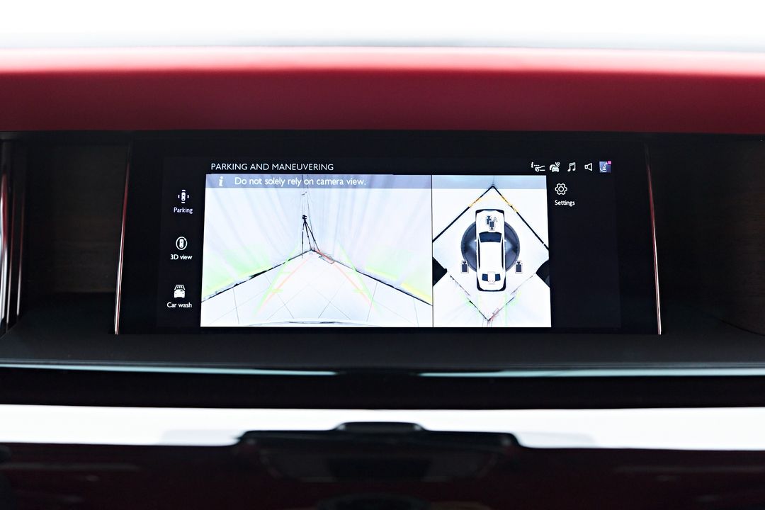 2025 Rolls-Royce Phantom