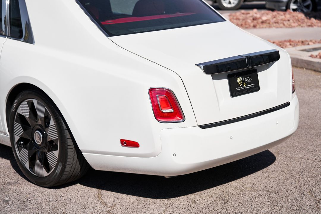 2025 Rolls-Royce Phantom