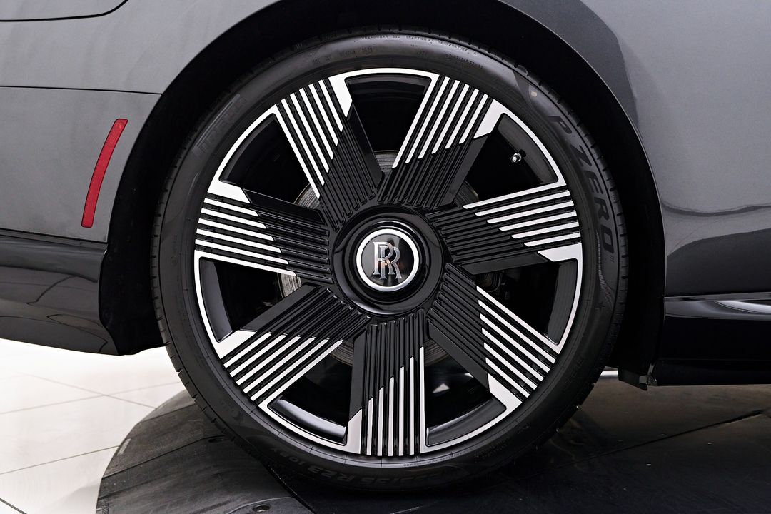 2025 Rolls-Royce Spectre