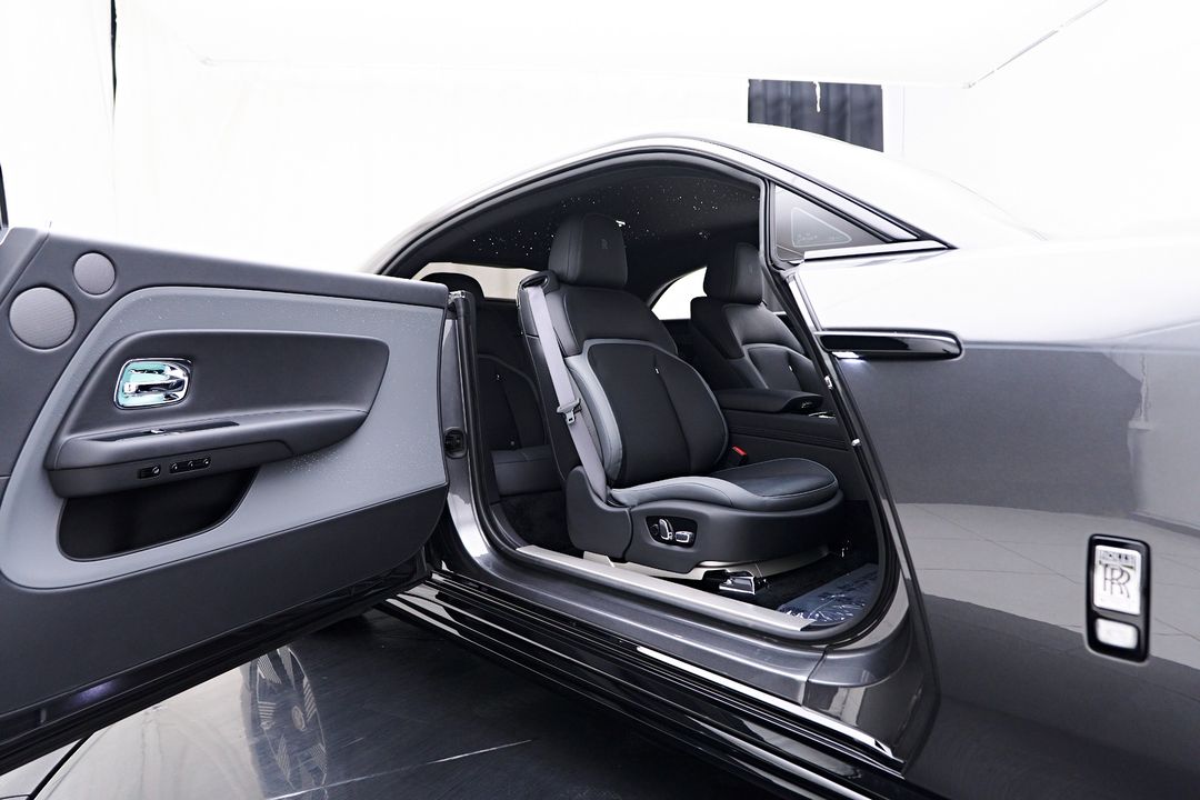 2025 Rolls-Royce Spectre