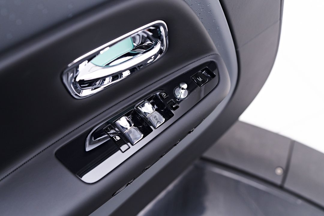 2025 Rolls-Royce Spectre