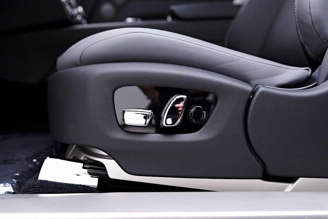 2025 Rolls-Royce Spectre