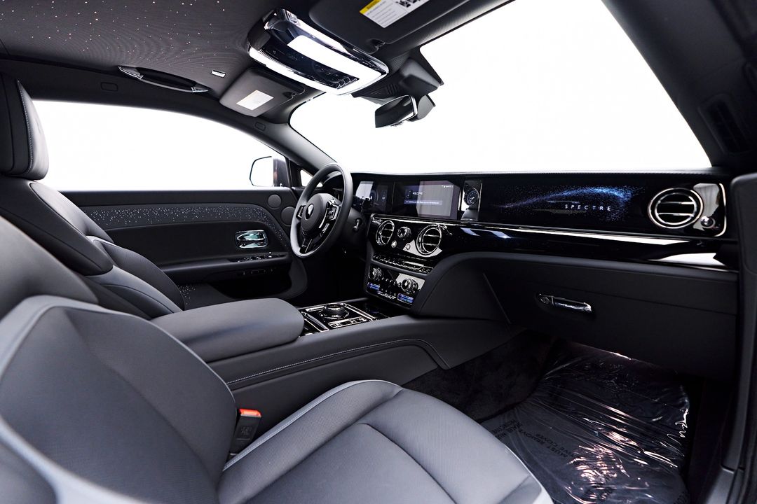 2025 Rolls-Royce Spectre