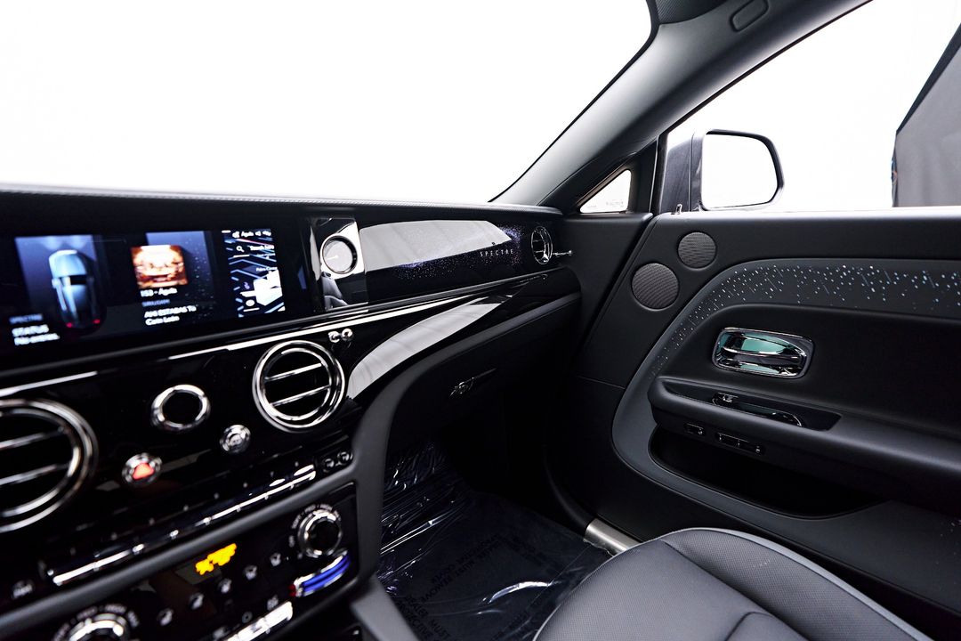 2025 Rolls-Royce Spectre