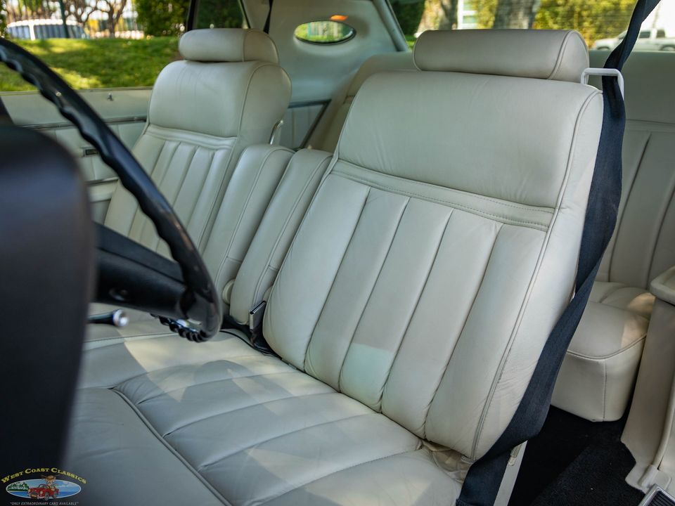 1977 Lincoln Continental Mark V