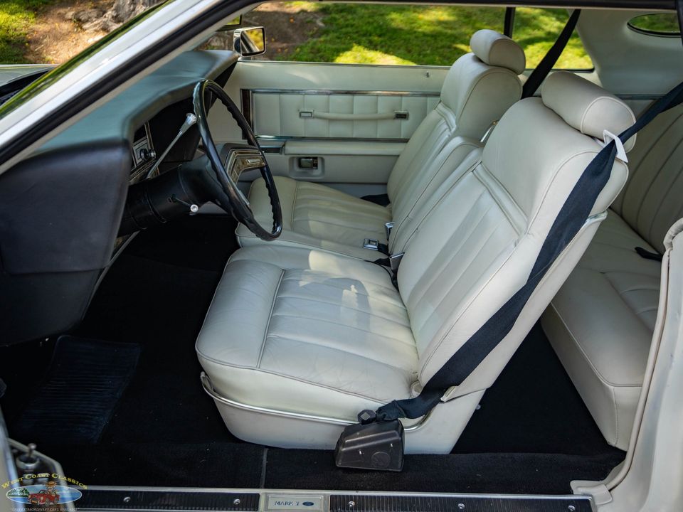 1977 Lincoln Continental Mark V