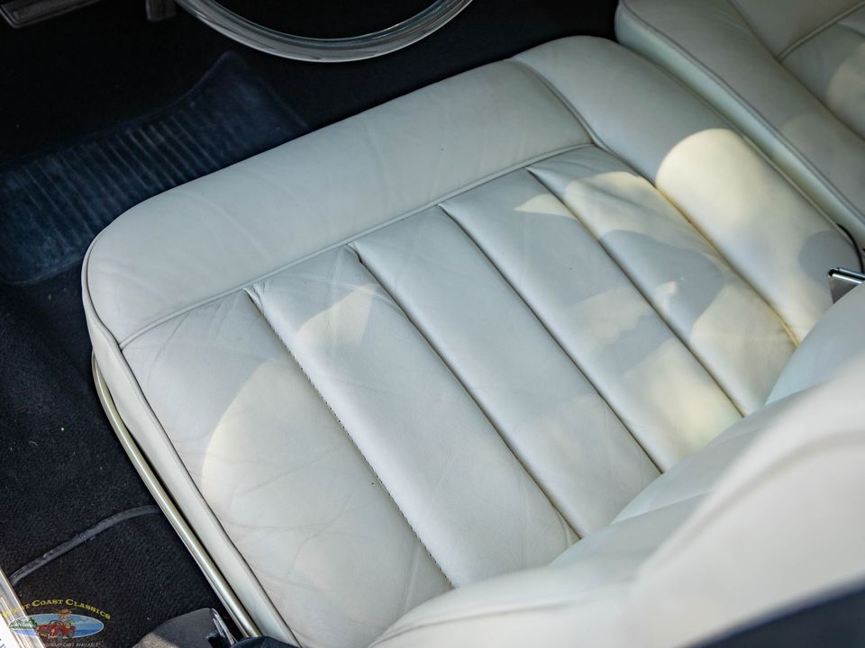 1977 Lincoln Continental Mark V