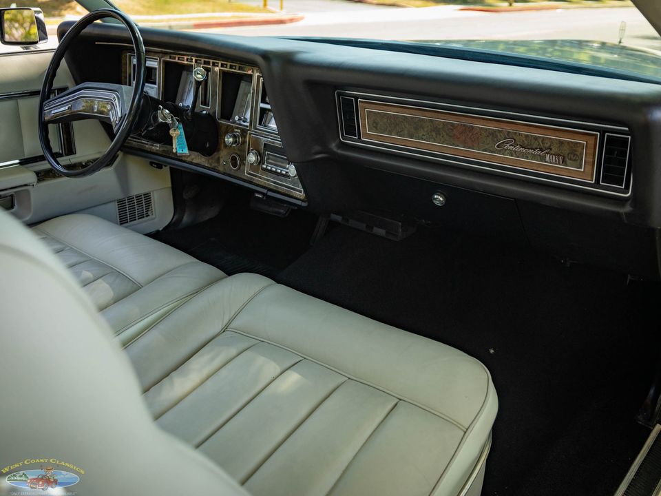 1977 Lincoln Continental Mark V