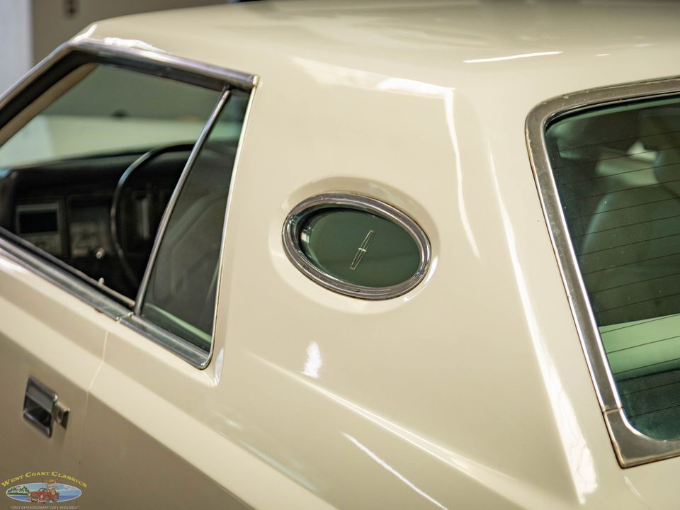1977 Lincoln Continental Mark V