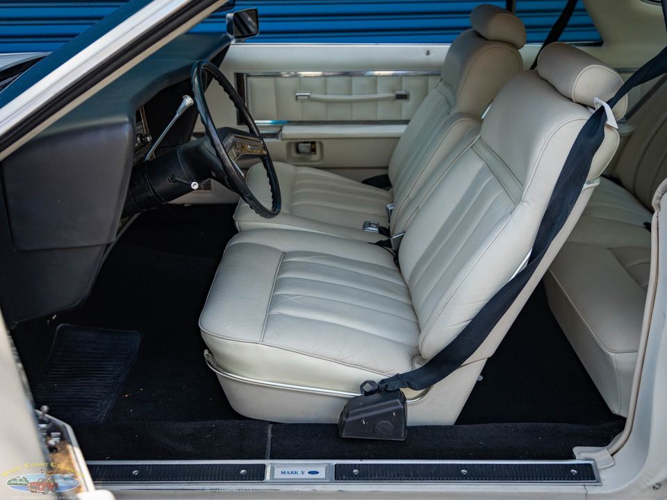 1977 Lincoln Continental Mark V