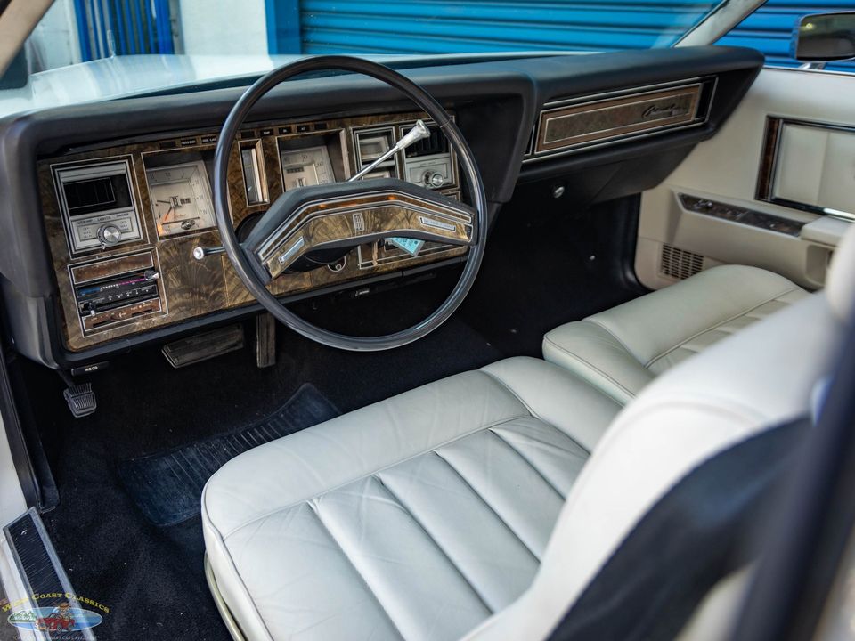 1977 Lincoln Continental Mark V
